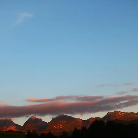 Nocleg ze śniadaniem Schlafen Im Sternen Ennetbuehl