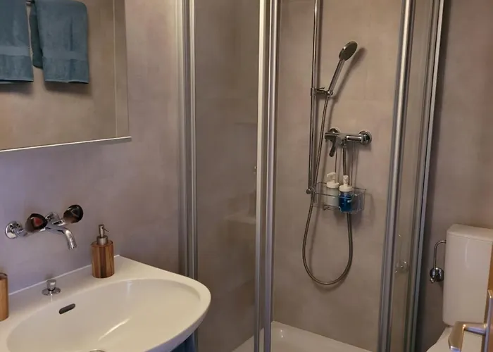 Schlafen Im Sternen Ennetbuehl Couette-café 3*