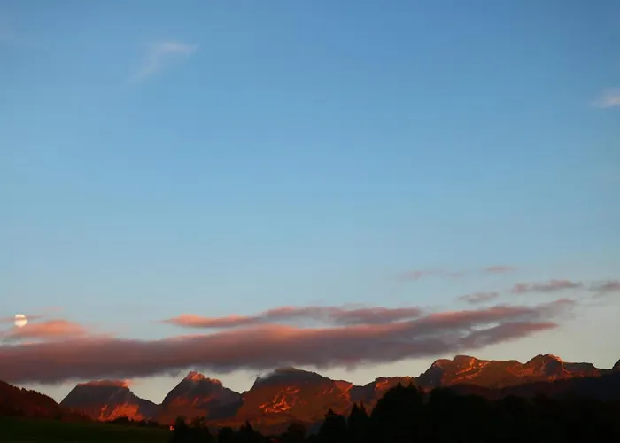 Bed & Breakfast Schlafen Im Sternen Ennetbuehl